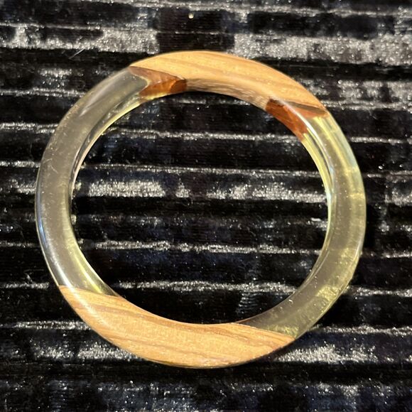 Vintage 1970s MCM Clear Lucite And Wood Bangle Bracelet Retro Jewelry - Picture 1 of 6